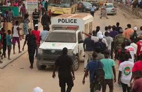 Drame à Touba : un maître carreleur tue son apprenti, le jette dans une fosse et simule une noyade