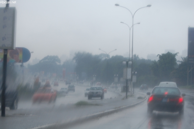 Alerte météo : Il pleut à Dakar, voici les autres zones qui seront touchées