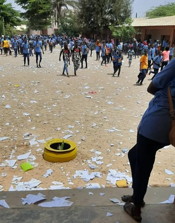 Saccage du lycée de Yoff : cinq potaches en garde à vue￼