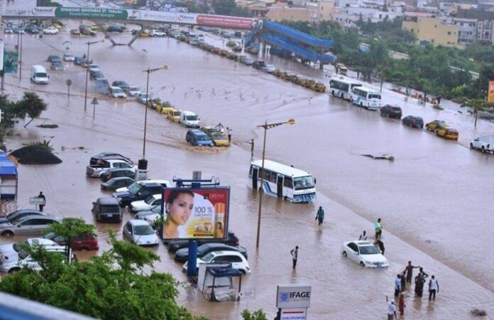 Conséquences des précipitations : Dakar boit l’eau jusqu’au…lit