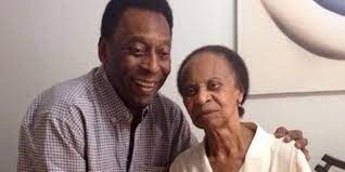 Décès de Pelé : Sa mère n’est pas au courant