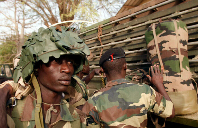 Accident de la route : le détachement sénégalais engagé en Gambie enregistre 1 mort et 8 blessés